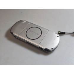 KONSOLA PSP 3004 SILVER SPRAWNA 4GB ARK-5 ŁADOWARKA