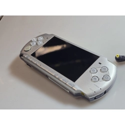 KONSOLA PSP 3004 SILVER SPRAWNA 4GB ARK-5 ŁADOWARKA